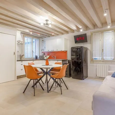 Ground Floor Oasi - Quiet And Design Near San Marco *