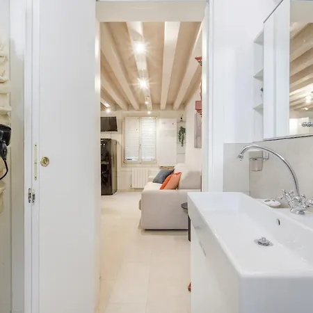 Appartement Ground Floor Oasi - Quiet And Design Near San Marco